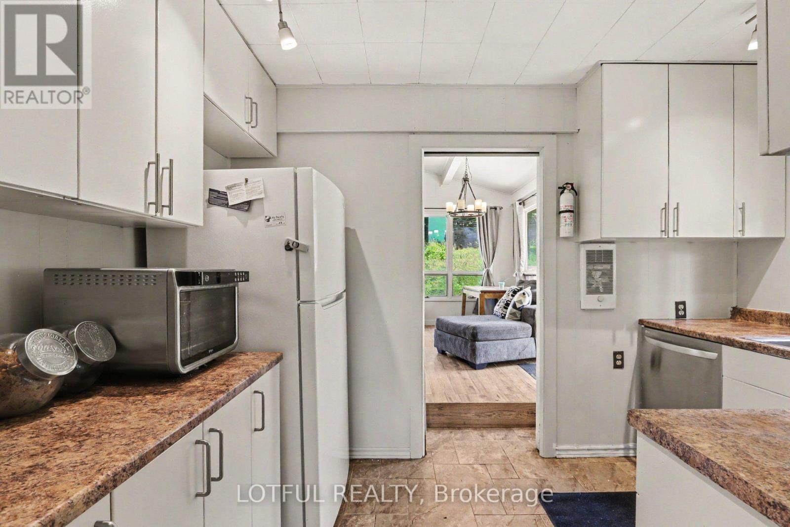 101 Maberly Station Road Property Photo 6