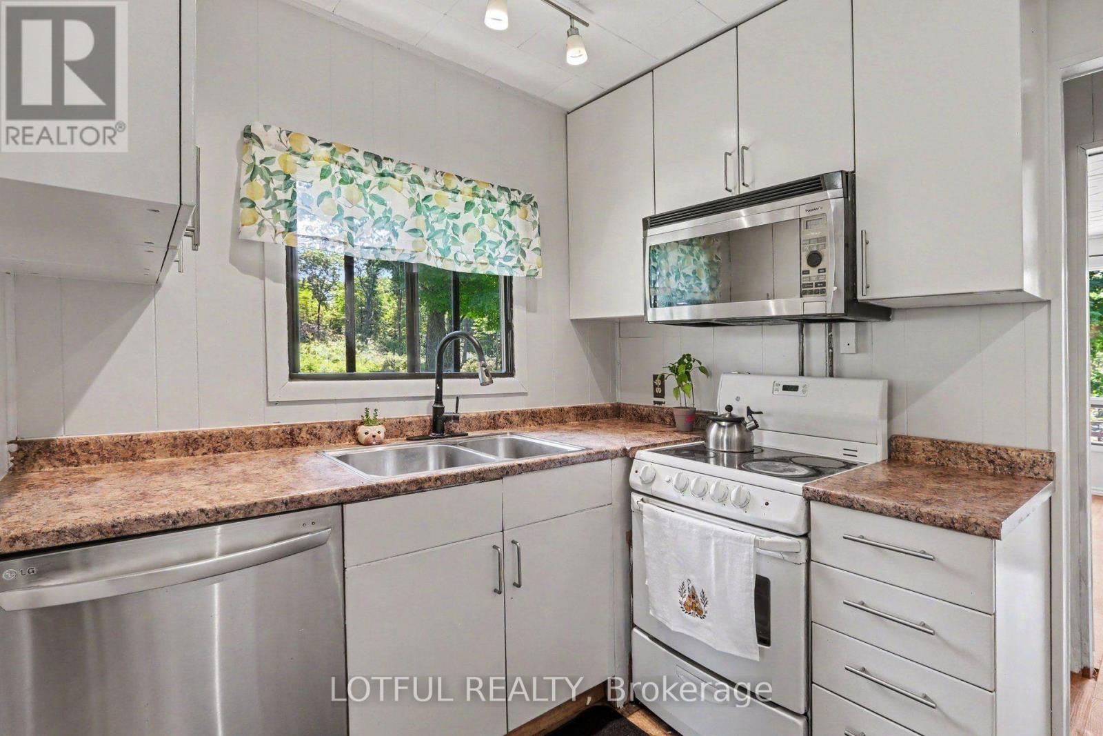 101 Maberly Station Road Property Photo 7