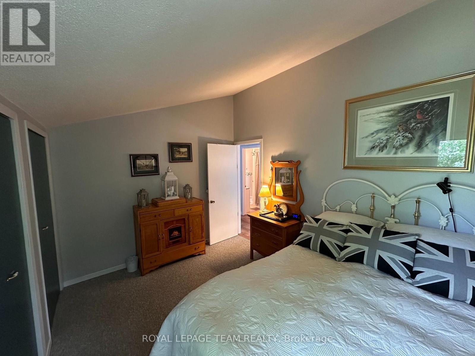 1663 Christina Crescent Property Photo 19