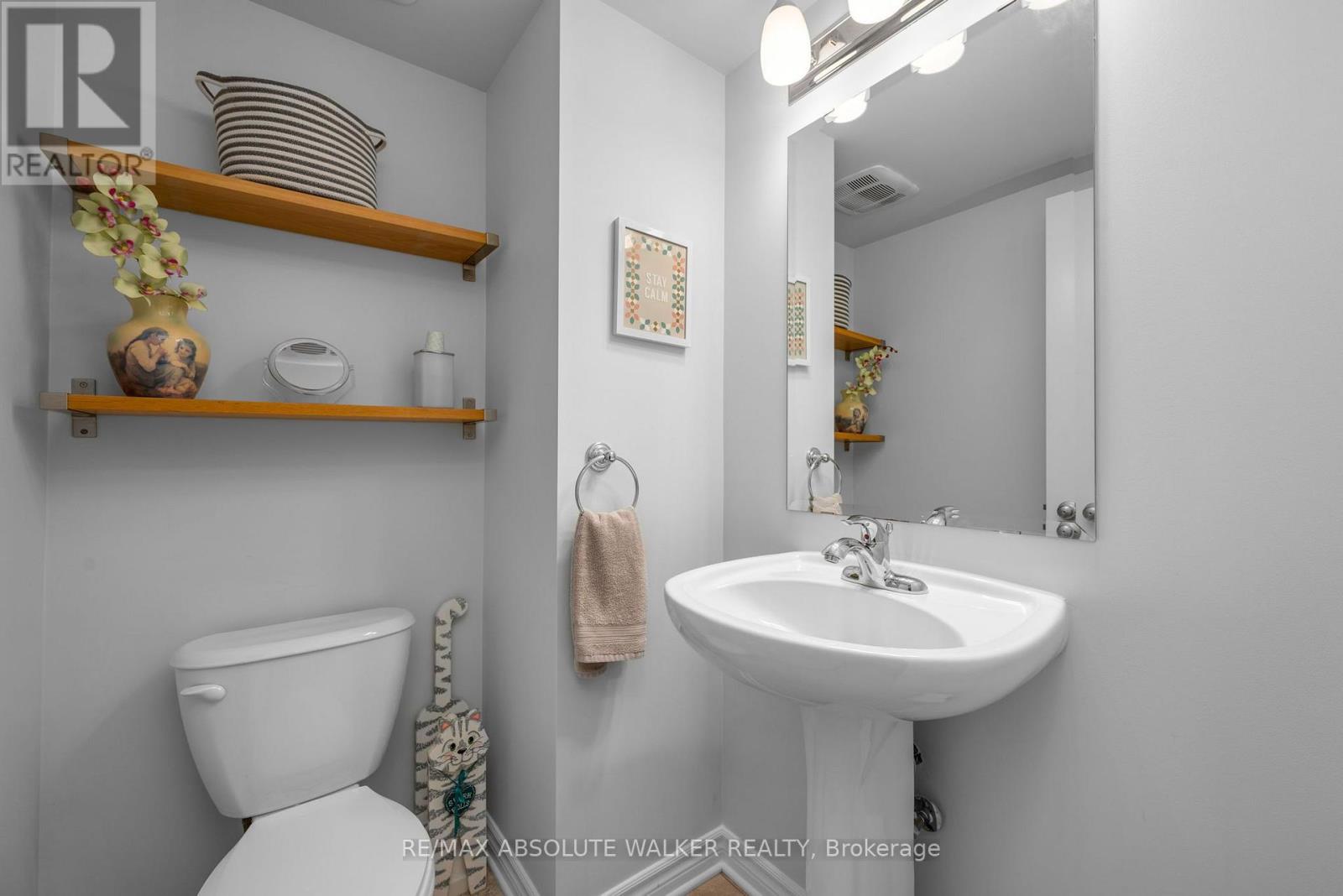 2414 Esprit Drive Property Photo 10