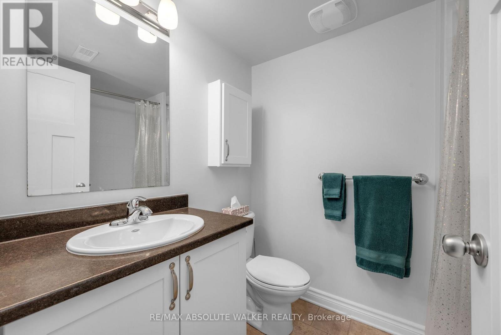 2414 Esprit Drive Property Photo 20