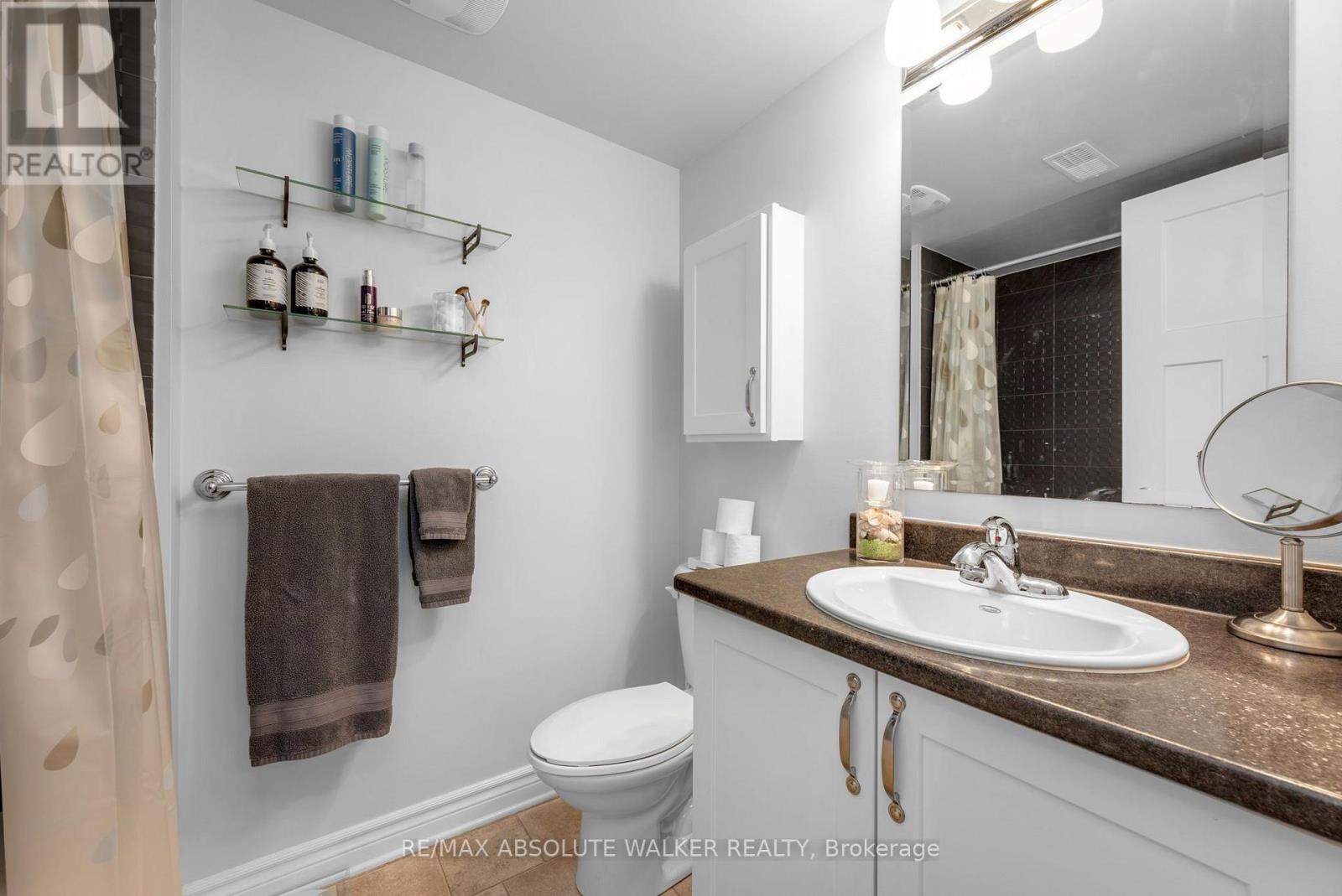 2414 Esprit Drive Property Photo 24