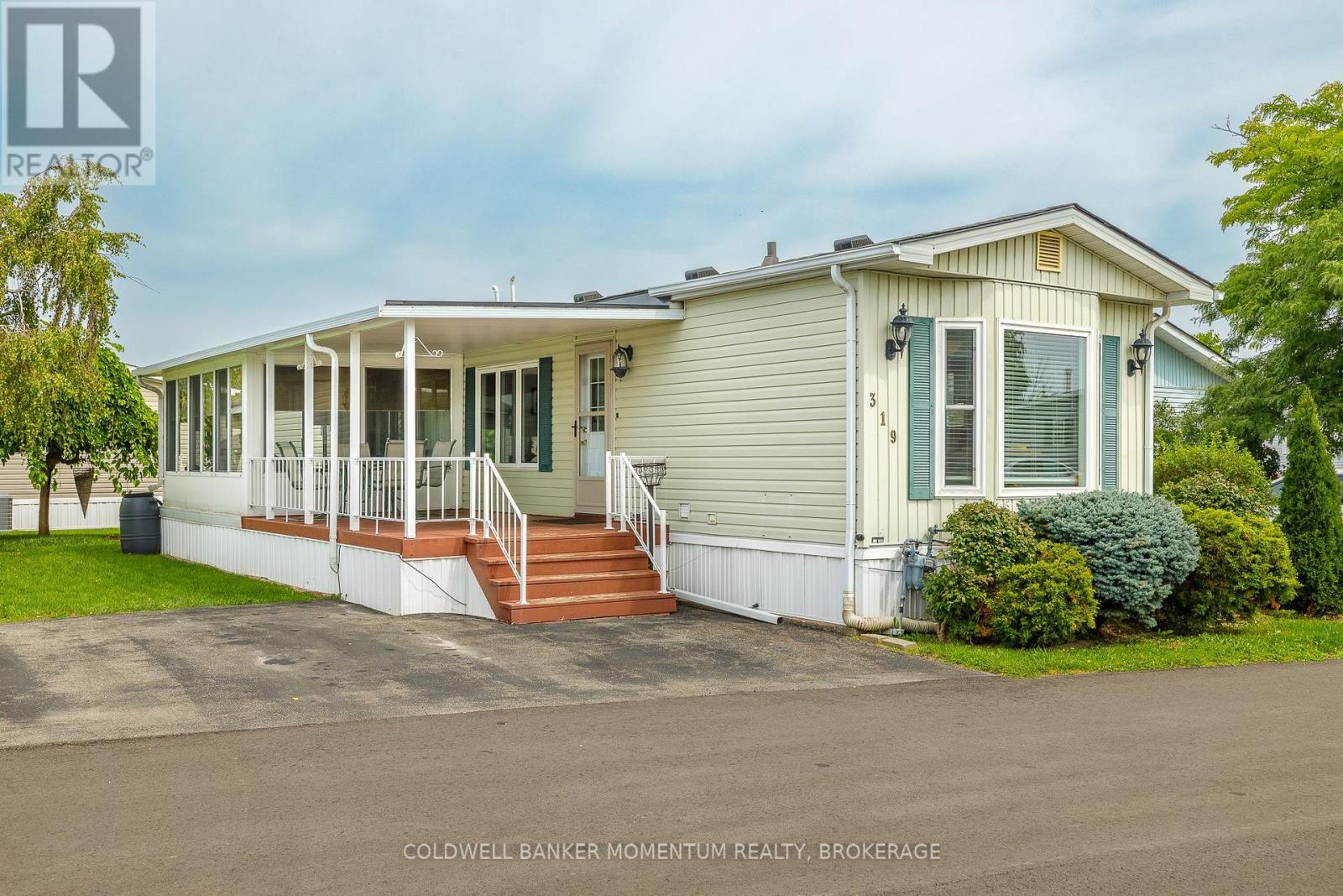 319 - 3033 Townline Road Property Photo 1