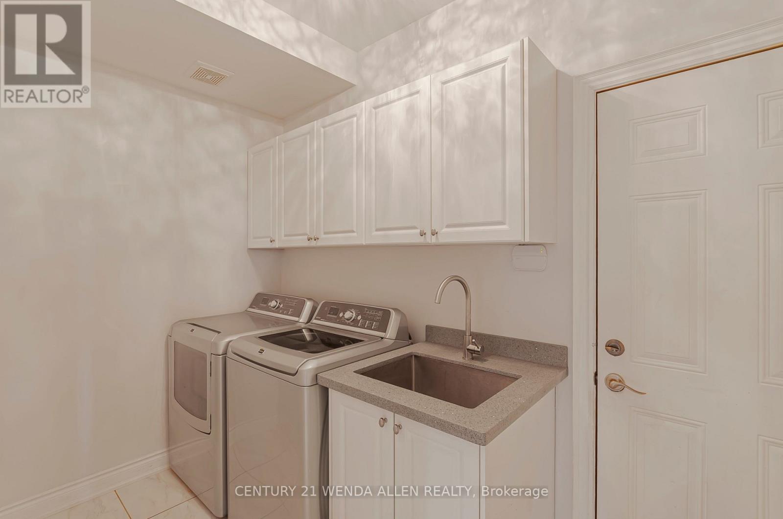 44 Orchard Drive Property Photo 10