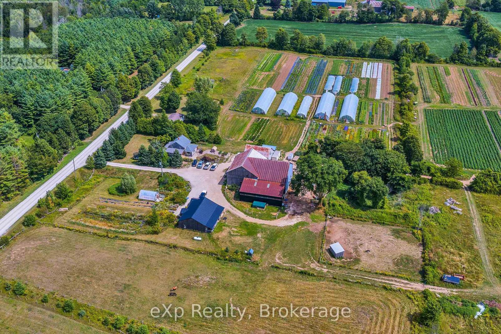 805092 Sideroad 25 Property Photo 4