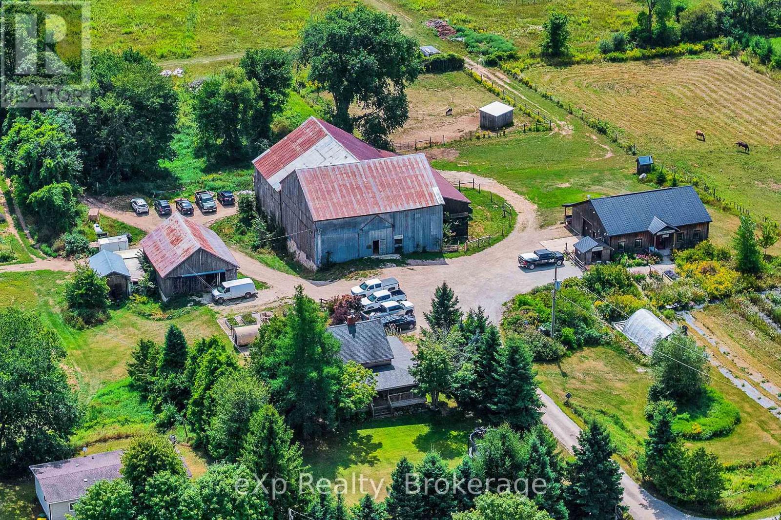 805092 Sideroad 25 Property Photo 49