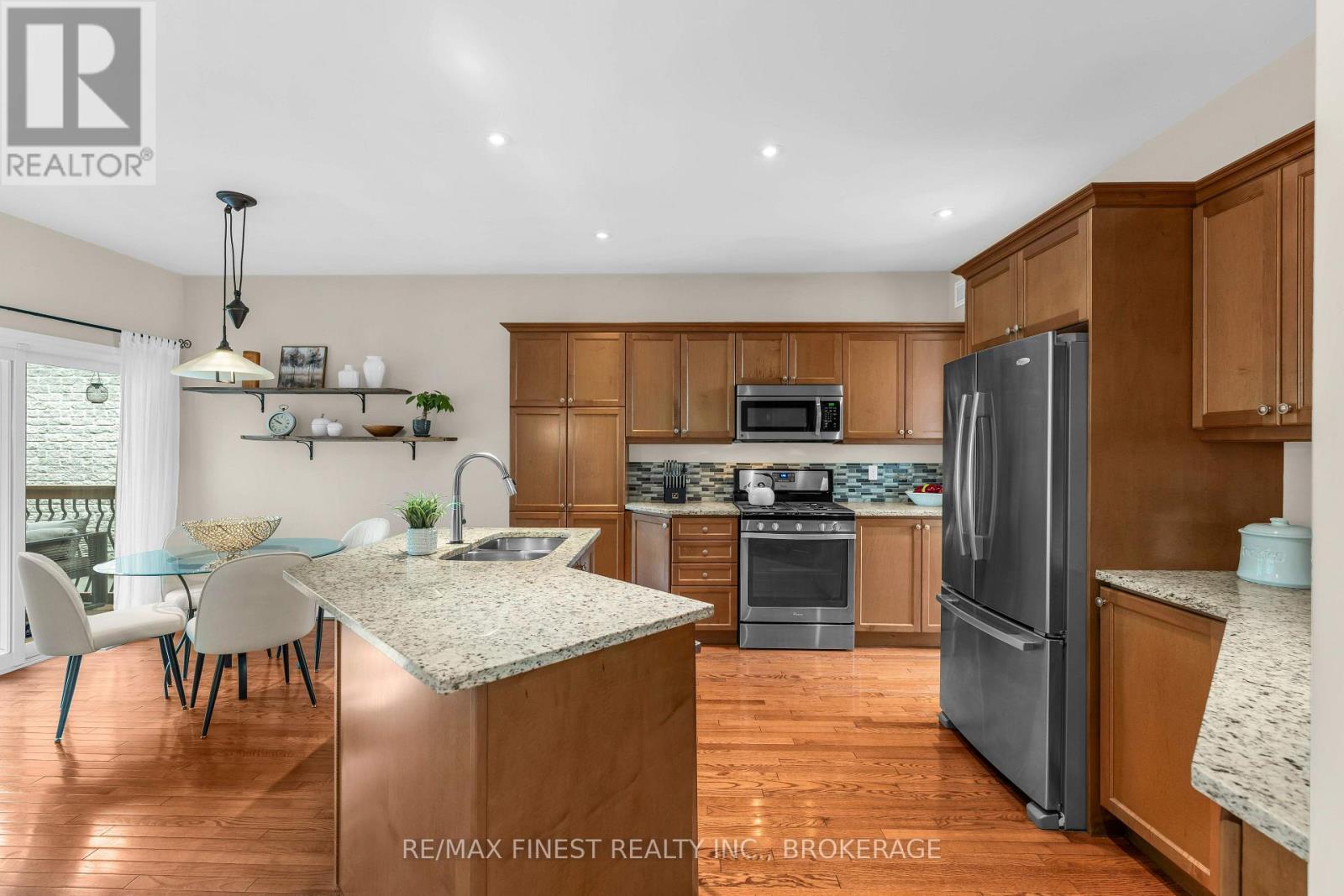 1309 Andersen Drive Property Photo 8