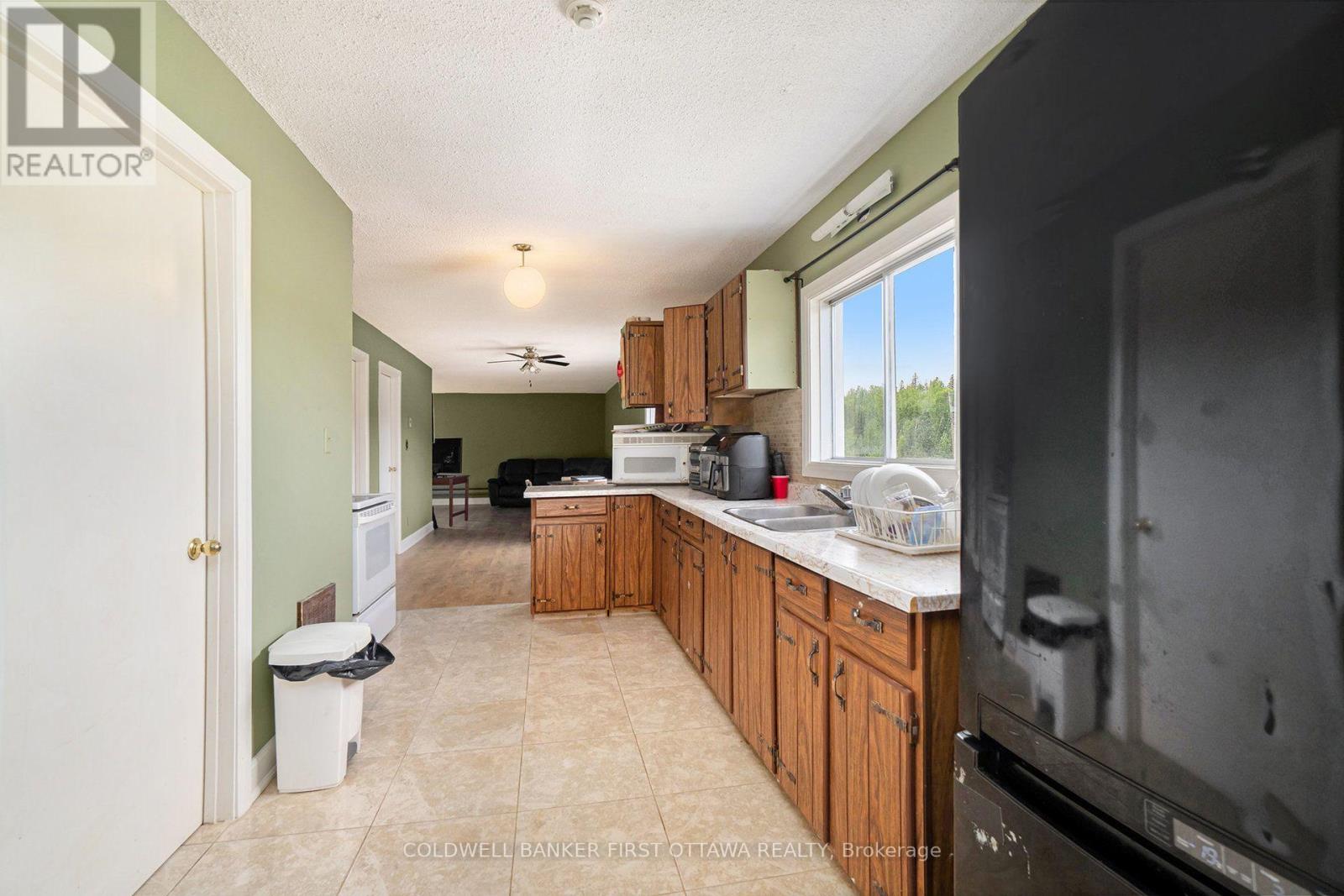 9628 Hwy 509 Property Photo 15