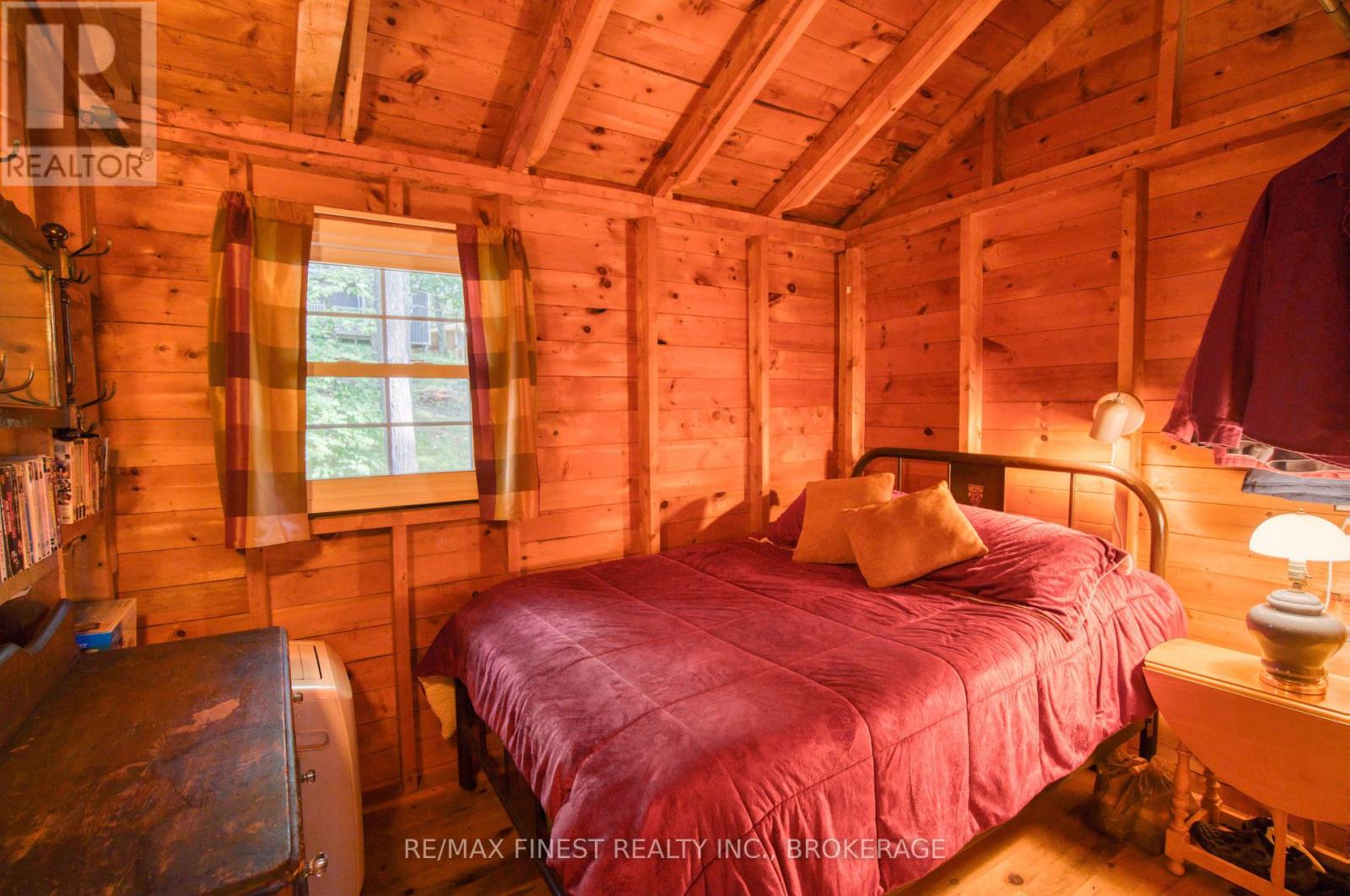 1041a Glass Lane Property Photo 18