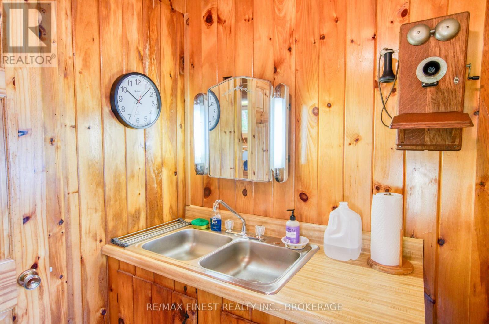 1041a Glass Lane Property Photo 21