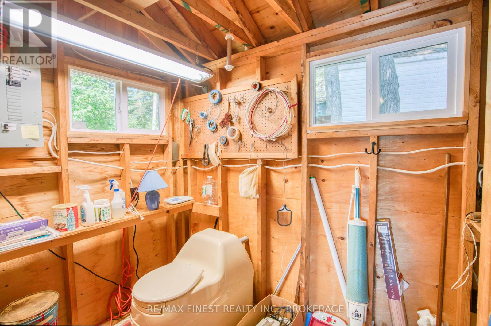 1041a Glass Lane Property Photo 22