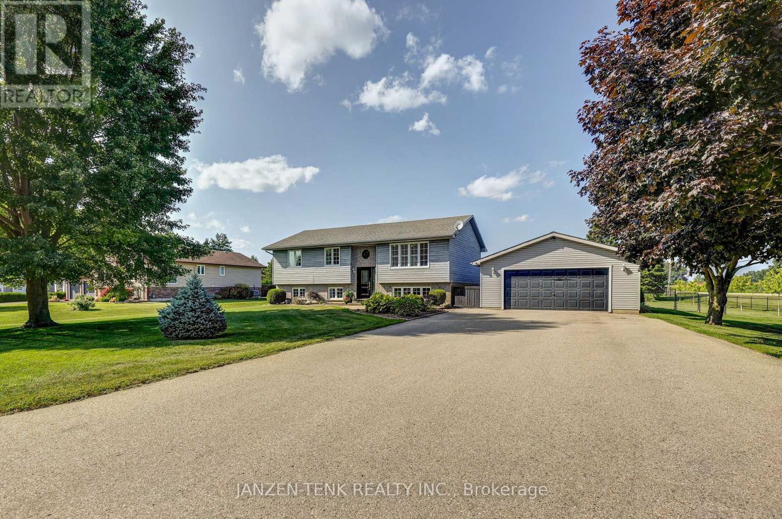 49988 Catherina Street Property Photo 1