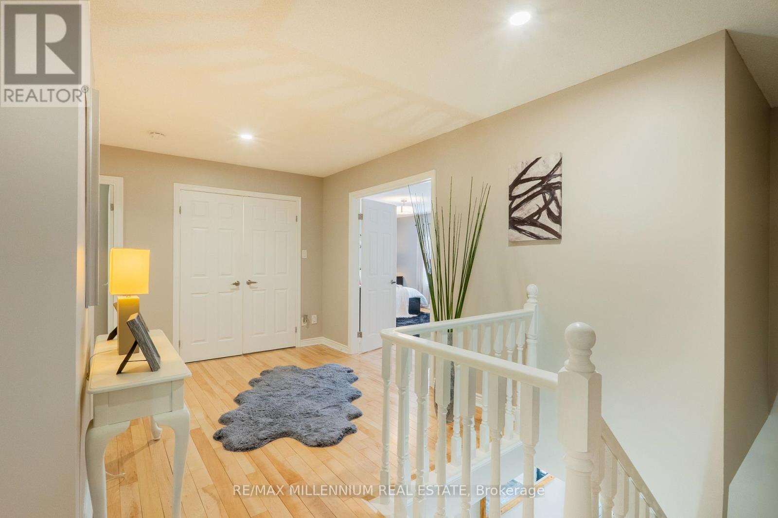 11 - 230 Meadowbrook Drive Property Photo 35