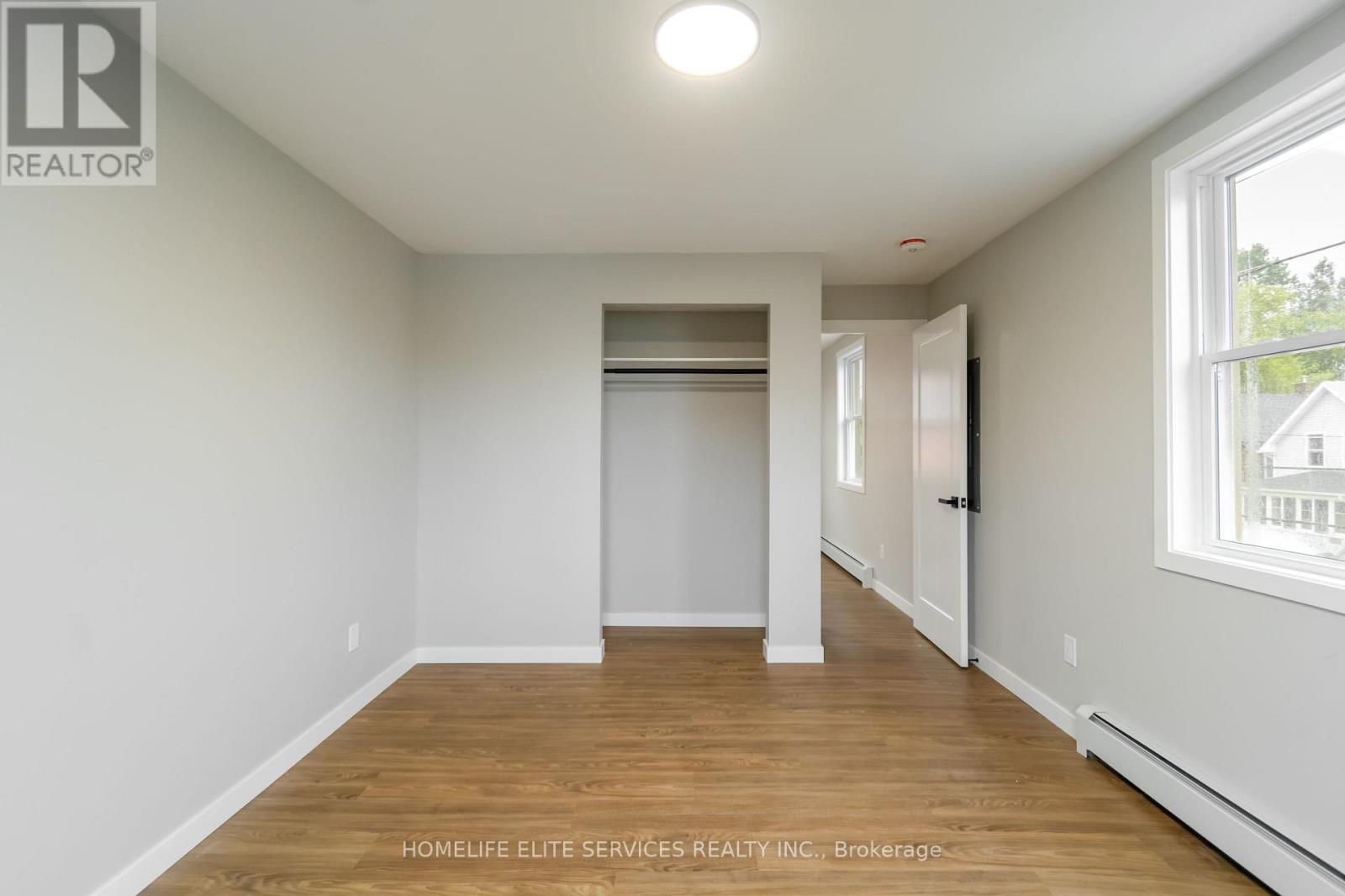 196 Second Avenue E Property Photo 34