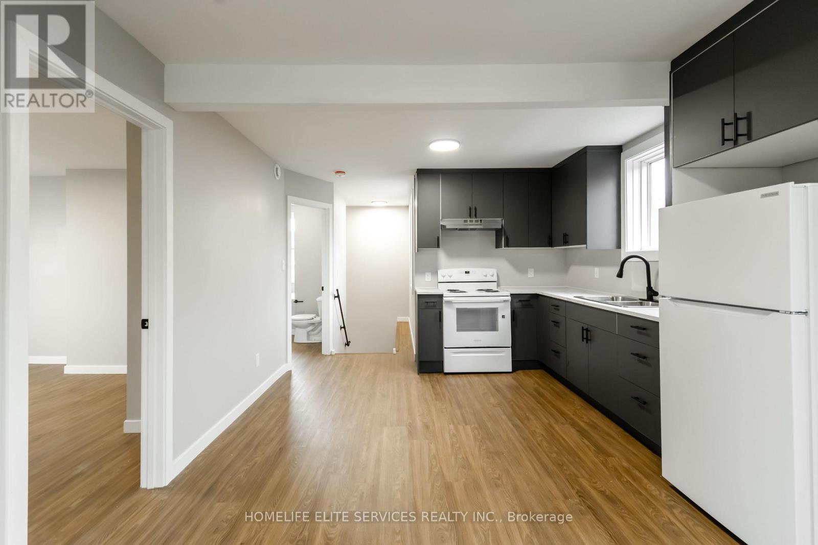 196 Second Avenue E Property Photo 35