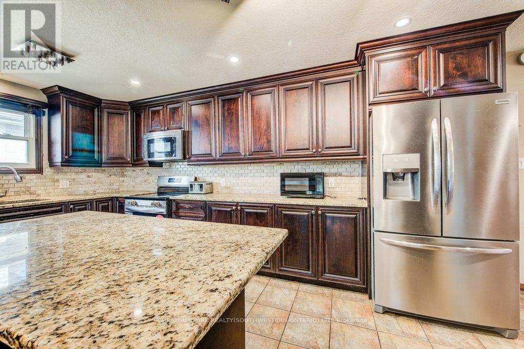 3 Cora Drive Property Photo 18