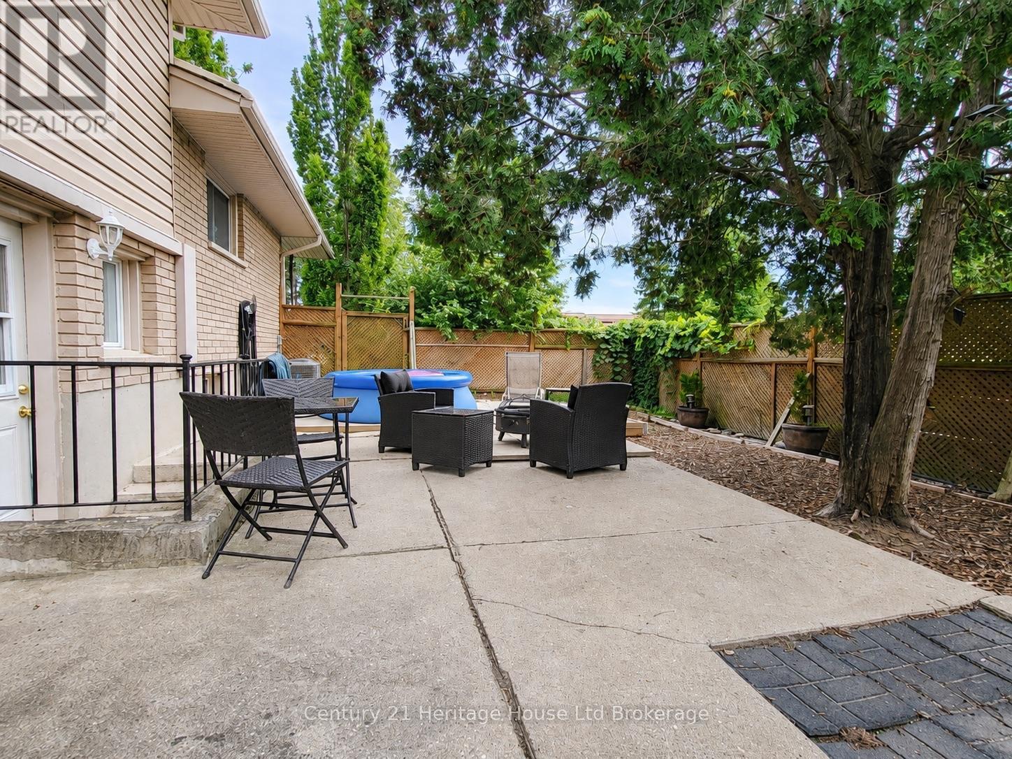 A - 54 Frontenac Road Property Photo 29