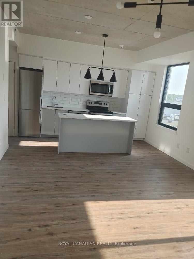 506 - 7 ERIE AVENUE Property Photo 1