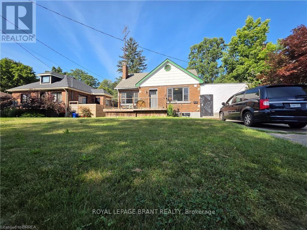 32 Forest Road Property Photo 2