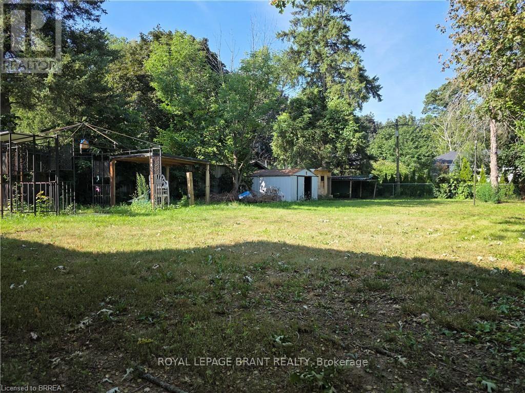 32 Forest Road Property Photo 4