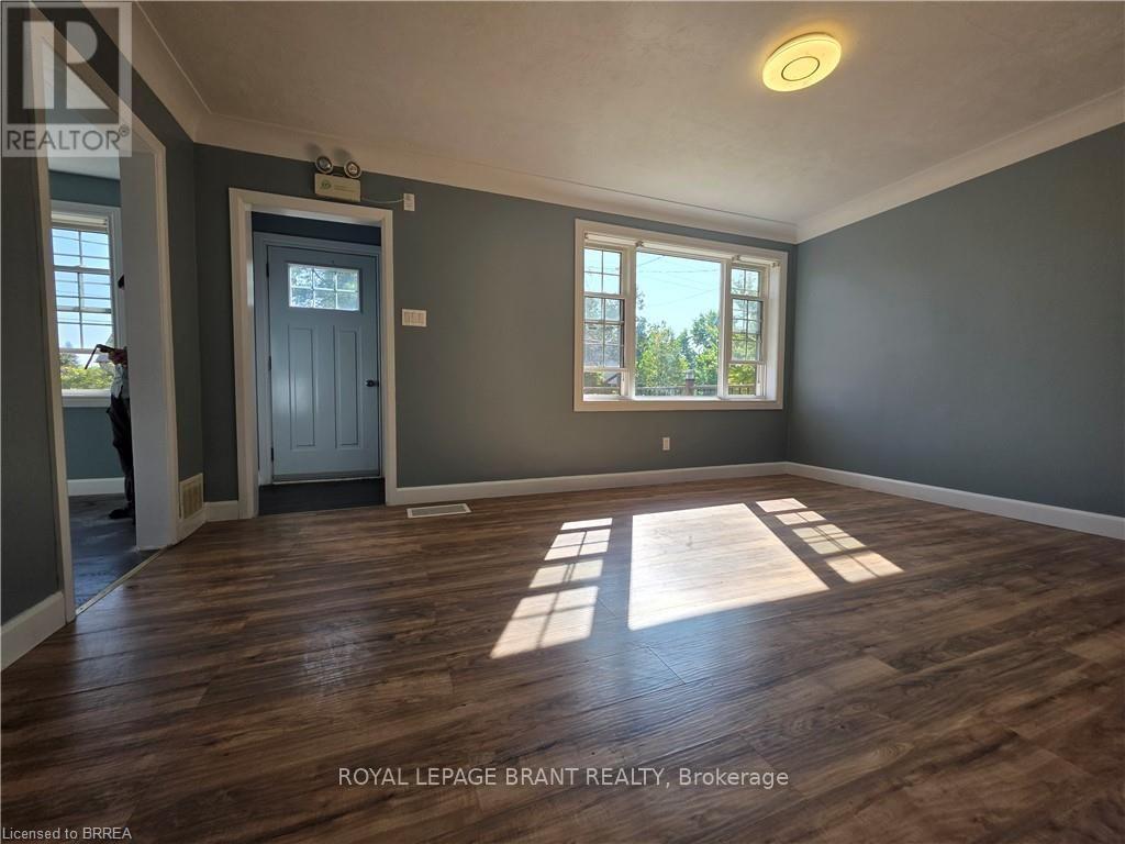 32 Forest Road Property Photo 7