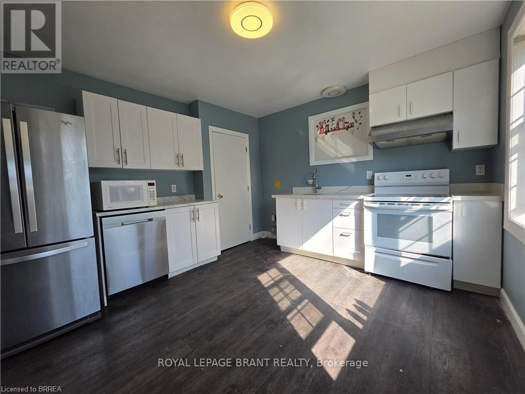 32 Forest Road Property Photo 11