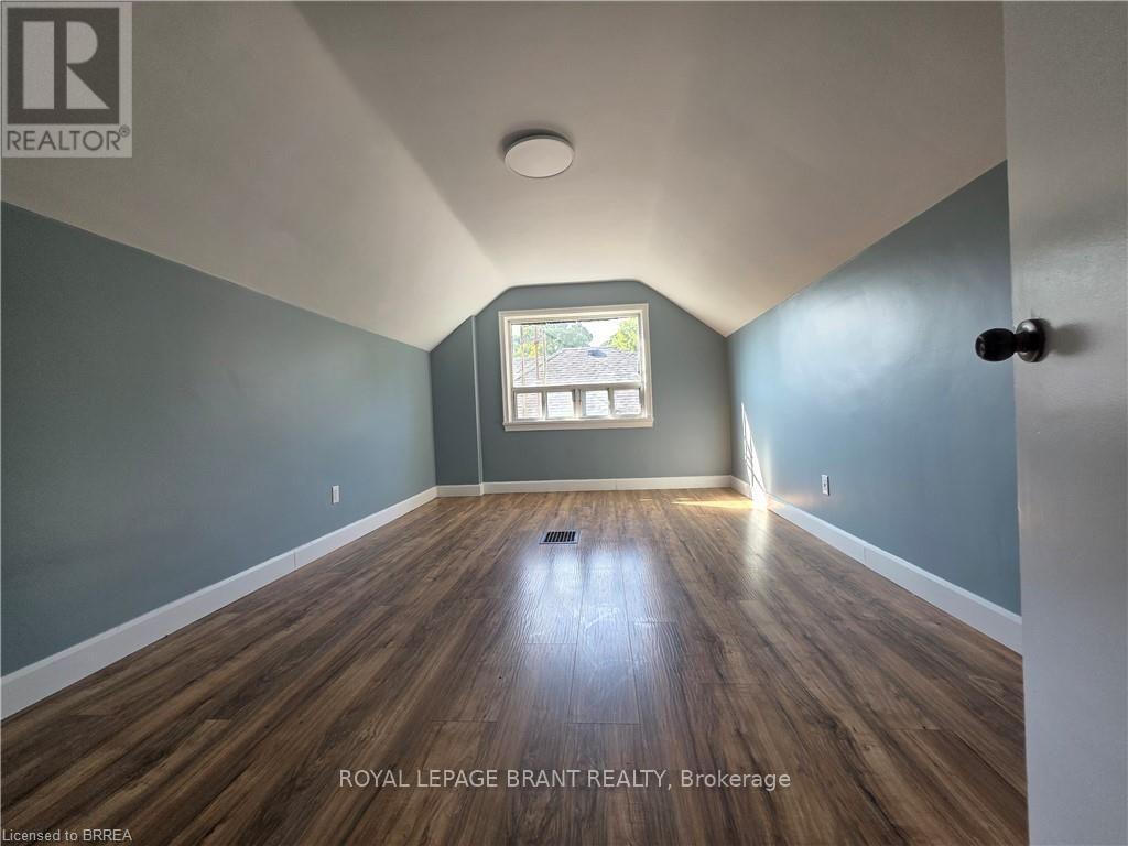 32 Forest Road Property Photo 28