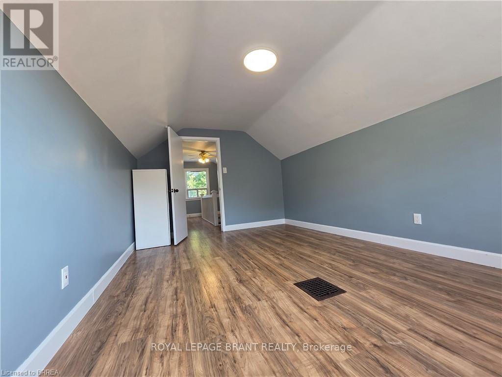 32 Forest Road Property Photo 30
