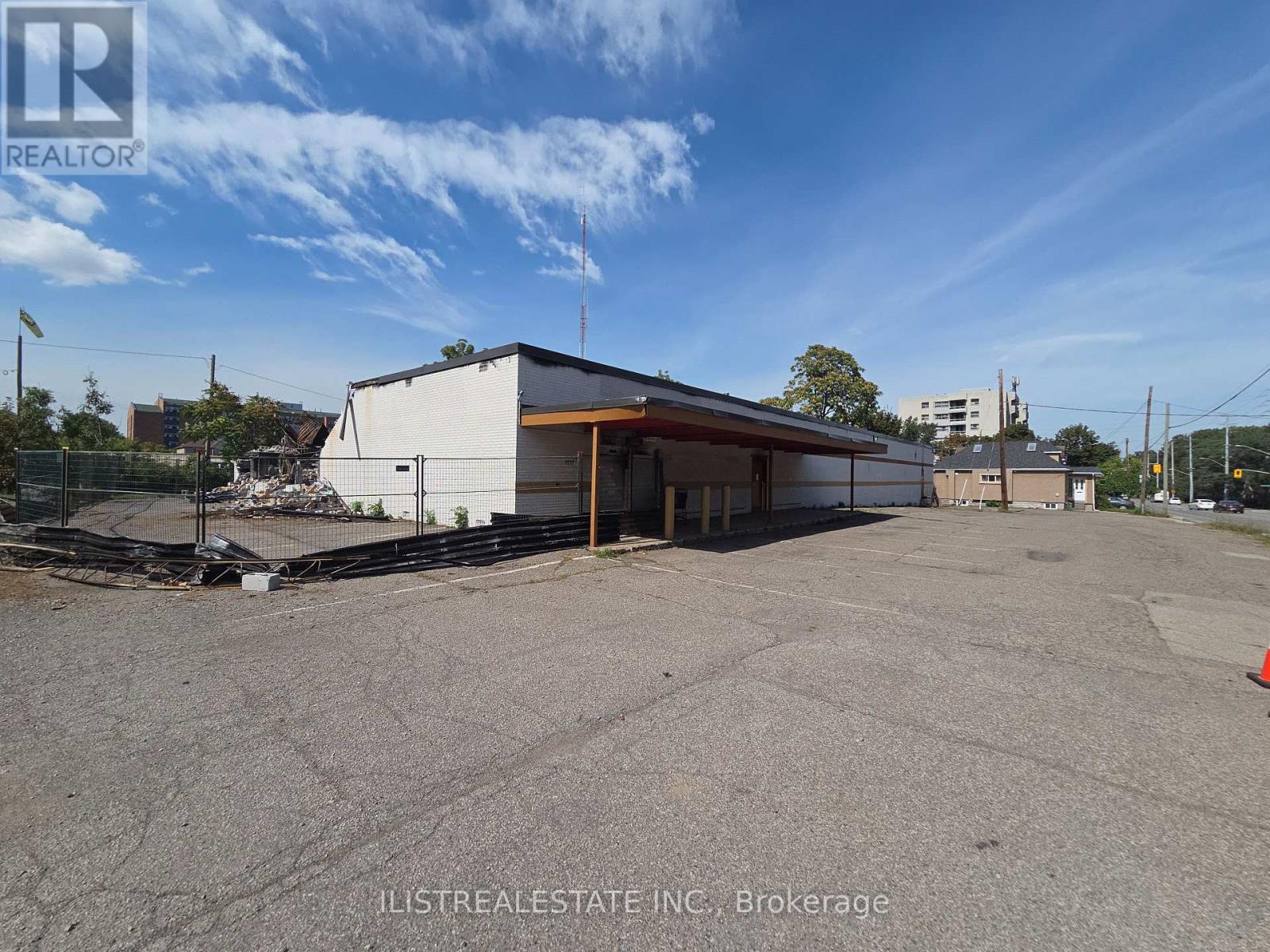 256 Gage Avenue S Property Photo 10