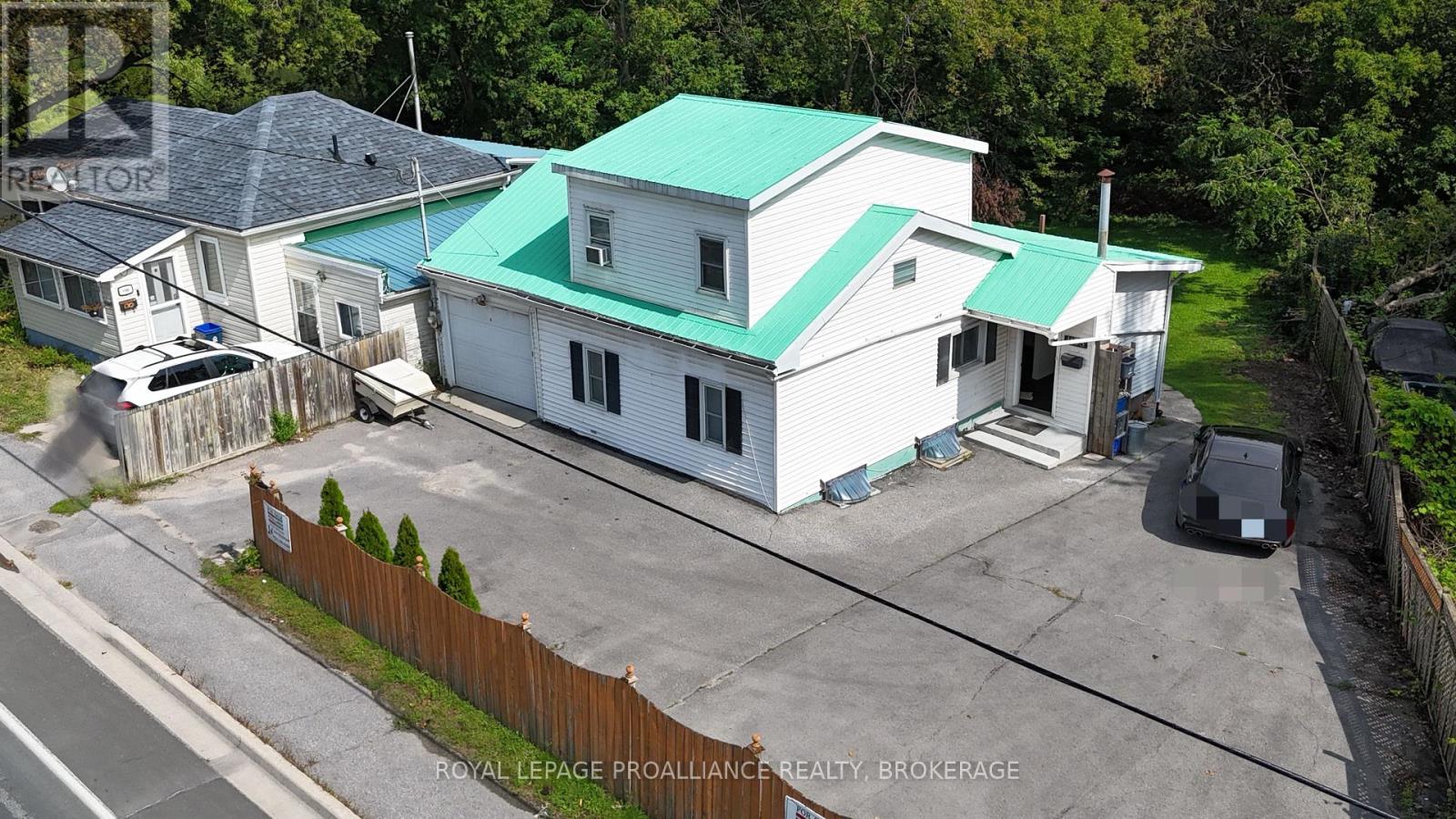 1105 Montreal Street Property Photo 1