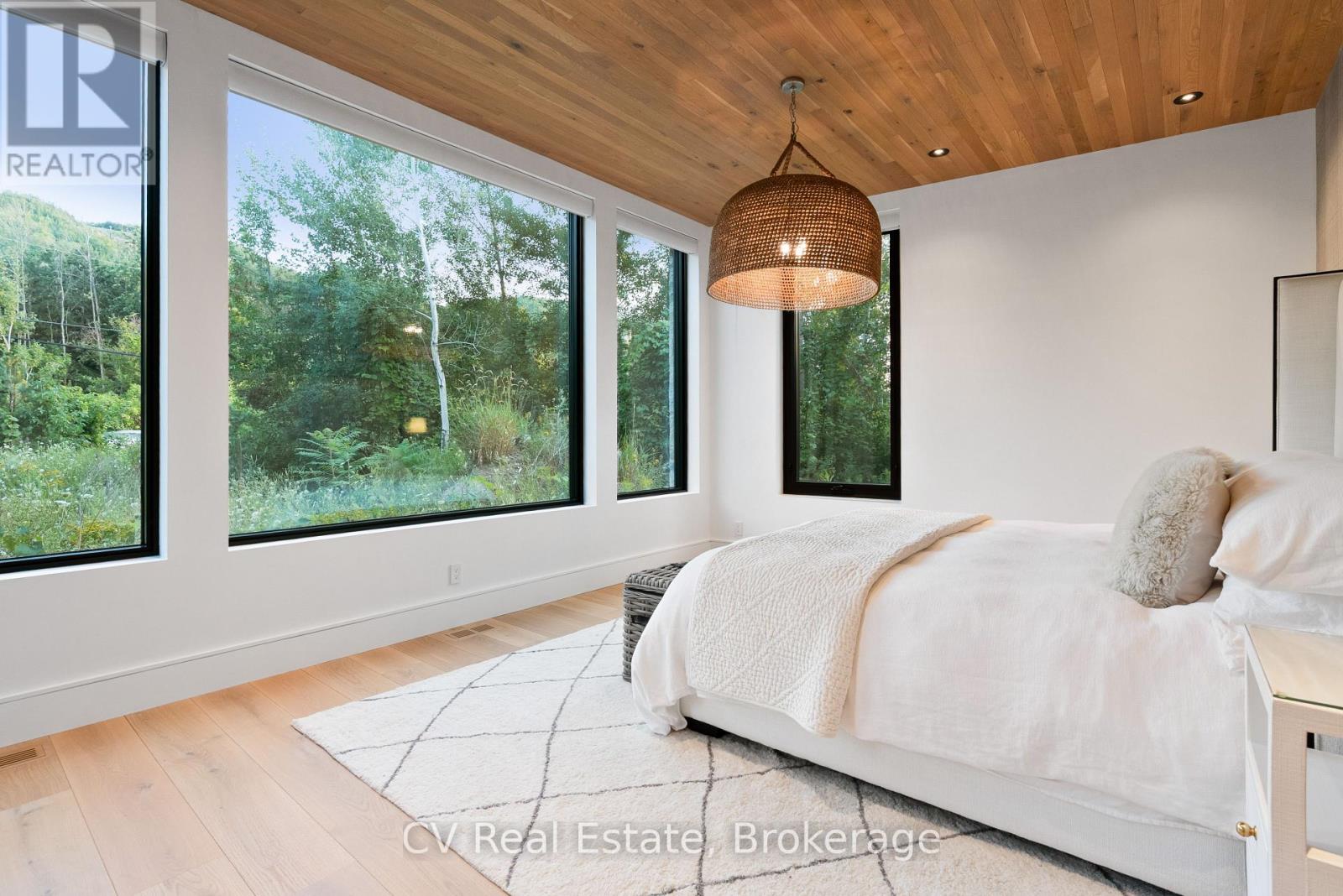 150 Delphi Lane Property Photo 23