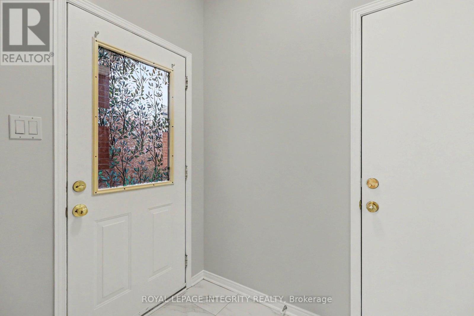 15 Angus Drive Property Photo 4