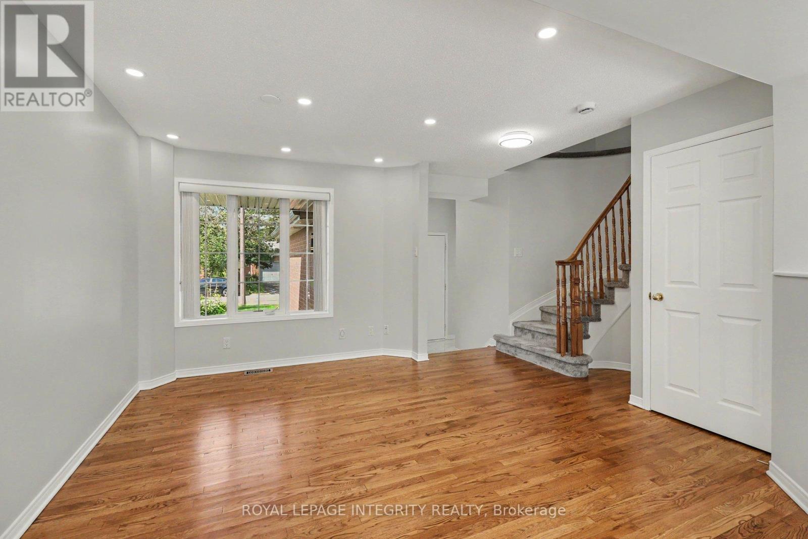 15 Angus Drive Property Photo 5
