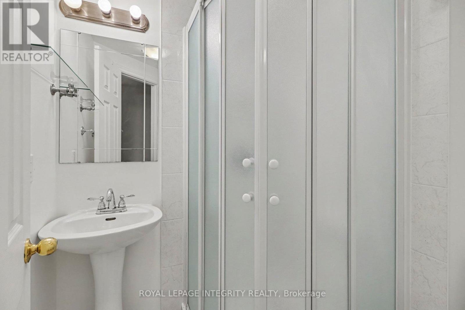 15 Angus Drive Property Photo 22