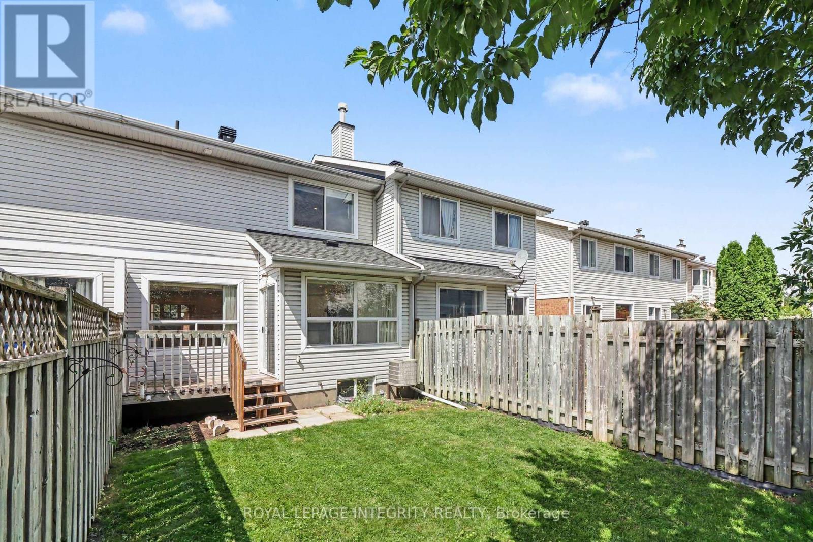 15 Angus Drive Property Photo 29