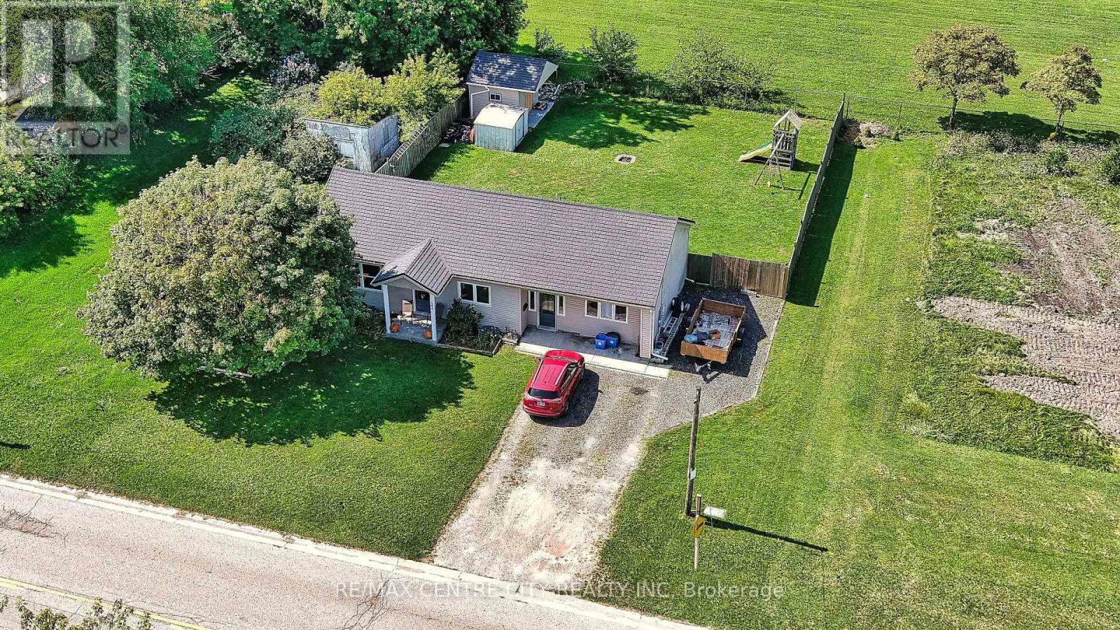 244 Currie Road Property Photo 1