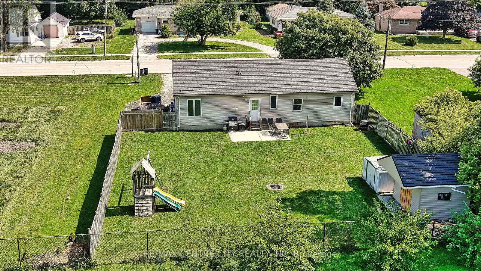 244 Currie Road Property Photo 12