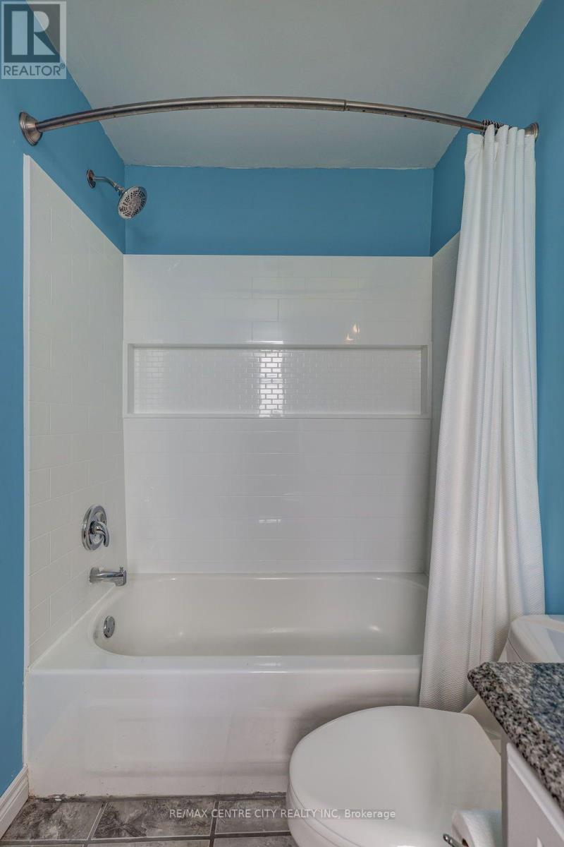 244 Currie Road Property Photo 34
