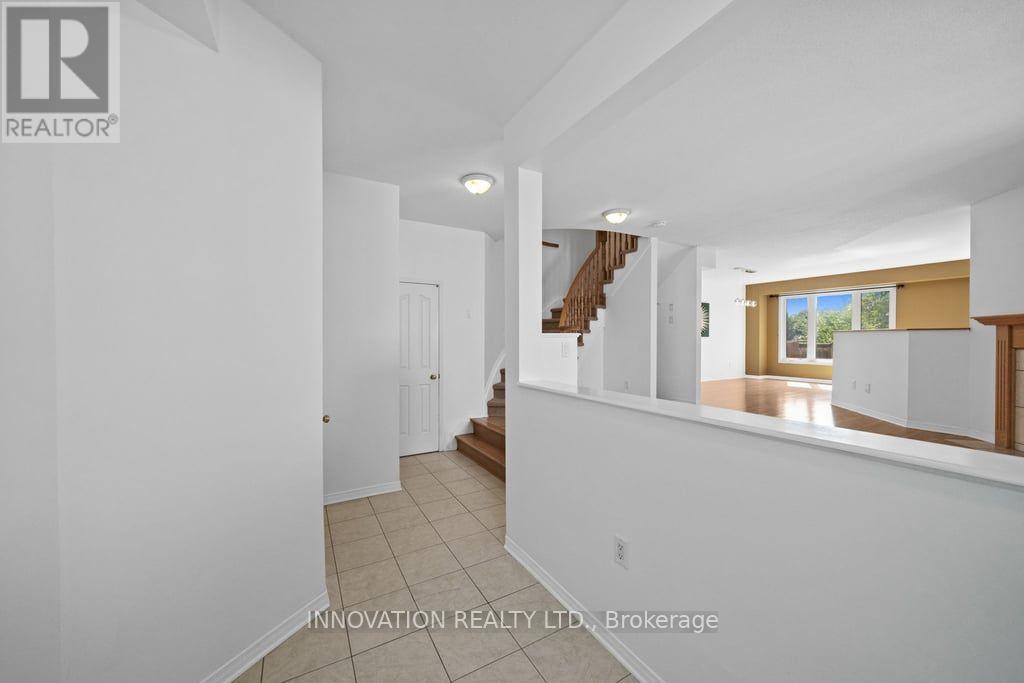 574 Aberfoyle Circle Property Photo 5