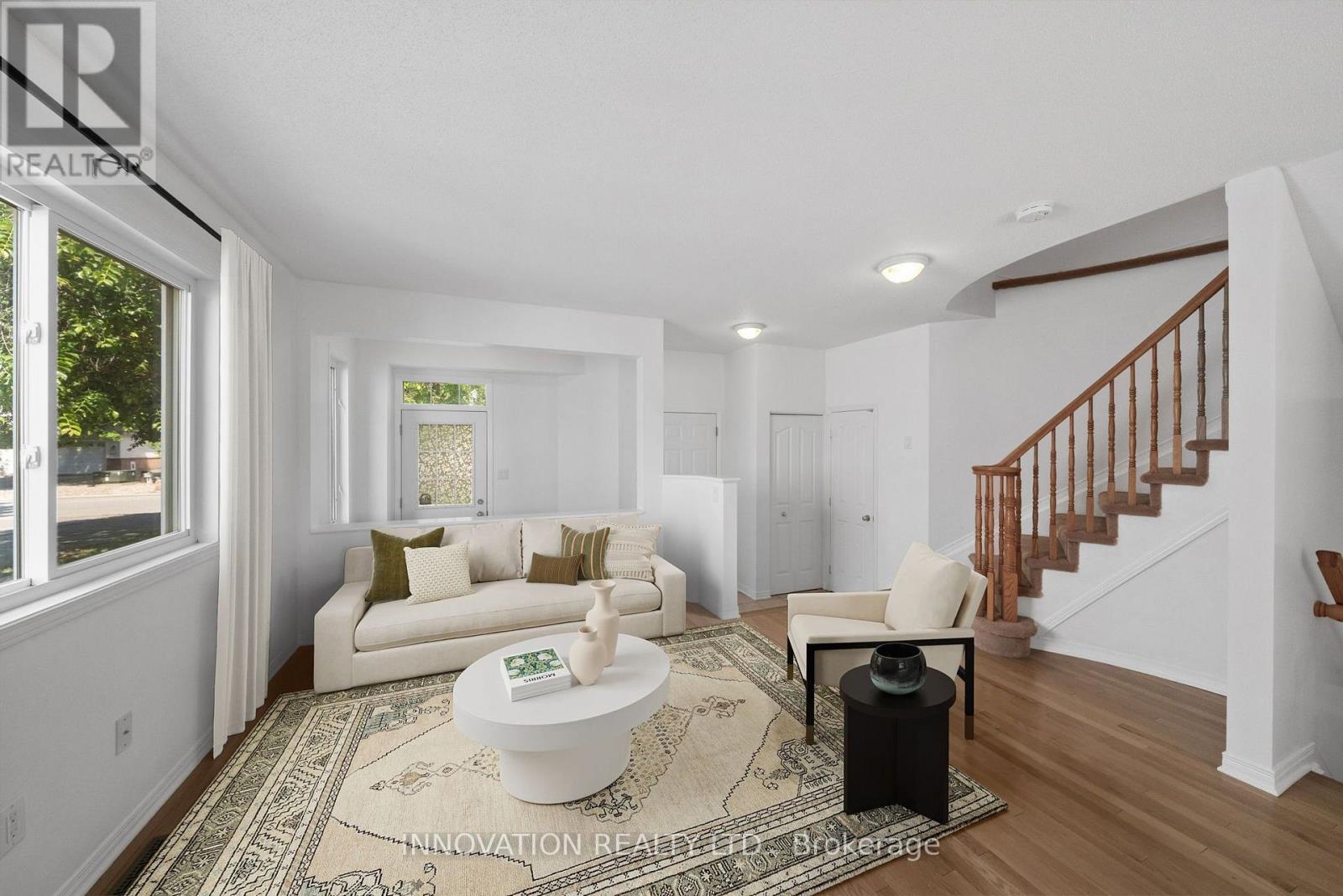 574 Aberfoyle Circle Property Photo 7