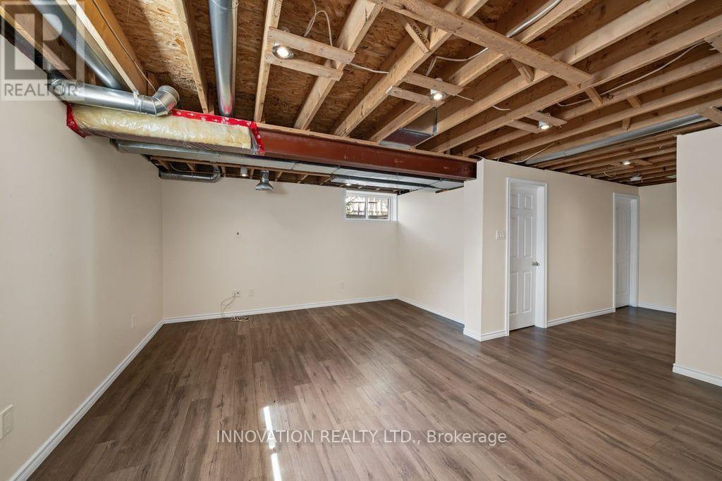 574 Aberfoyle Circle Property Photo 28