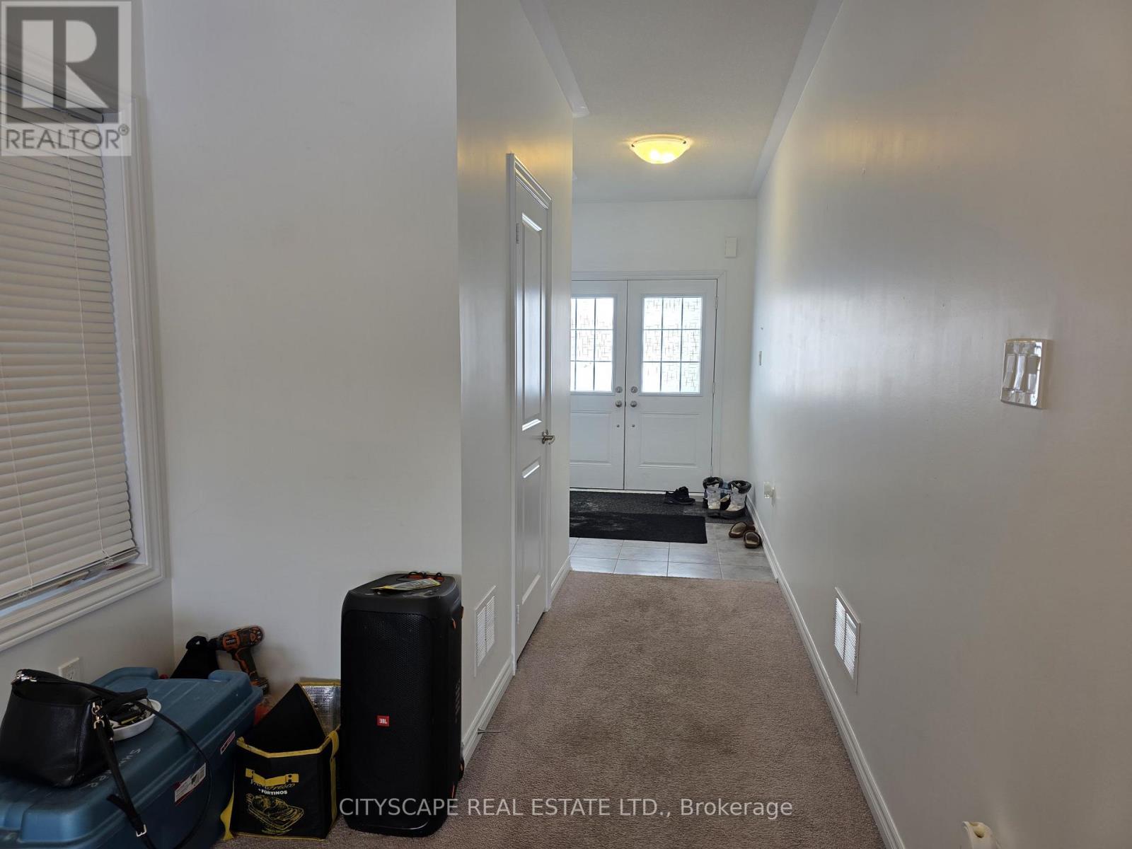 351 Ridley Crescent Property Photo 7