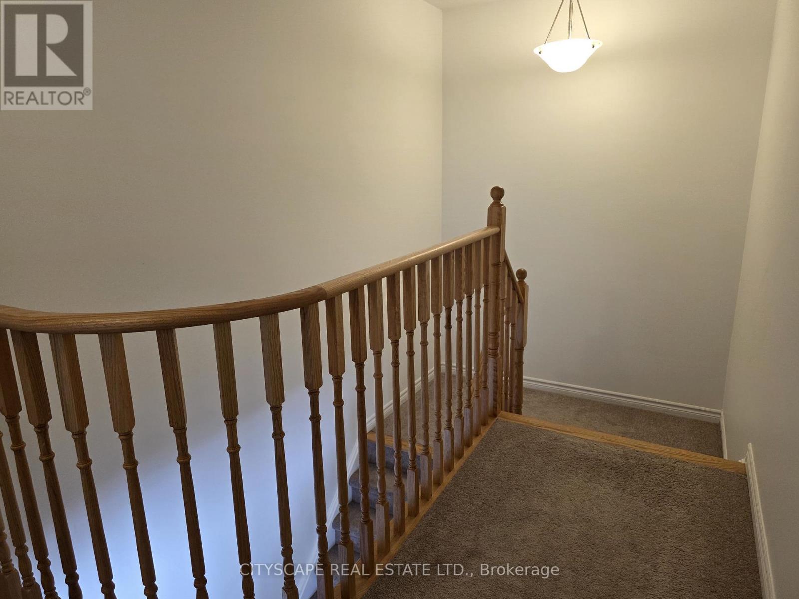 351 Ridley Crescent Property Photo 18