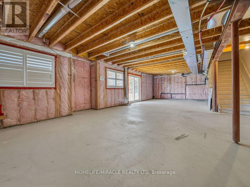 52 Compass Trail Property Photo 37