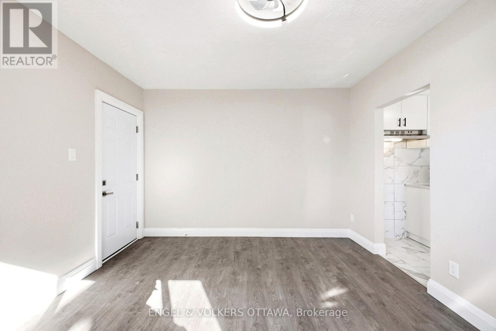 1 - 287 St Laurent Boulevard Property Photo 13