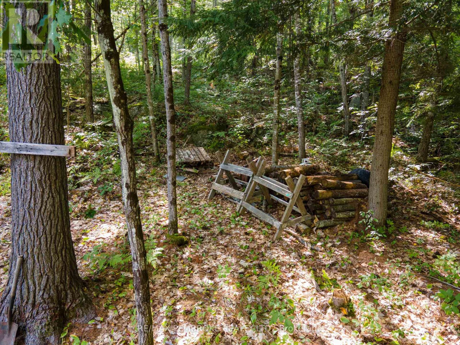 5032 Round Lake Road Property Photo 17