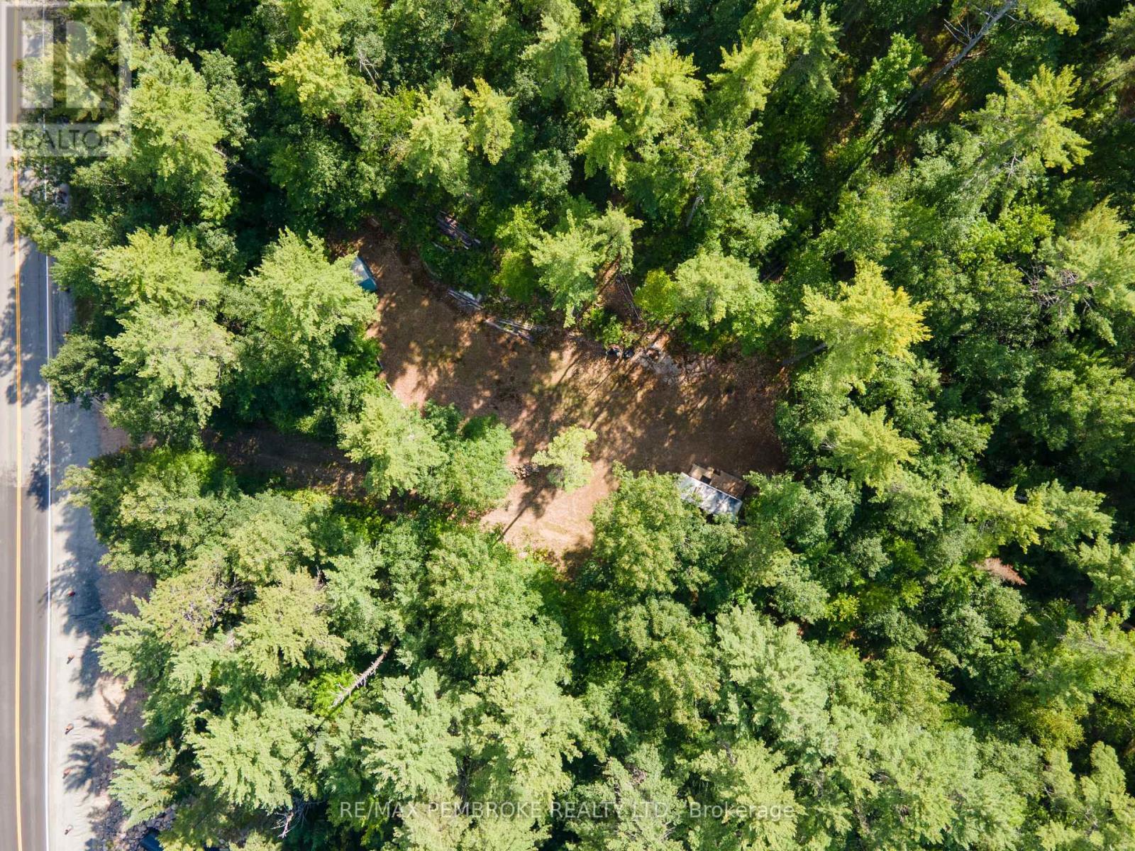 5032 Round Lake Road Property Photo 22
