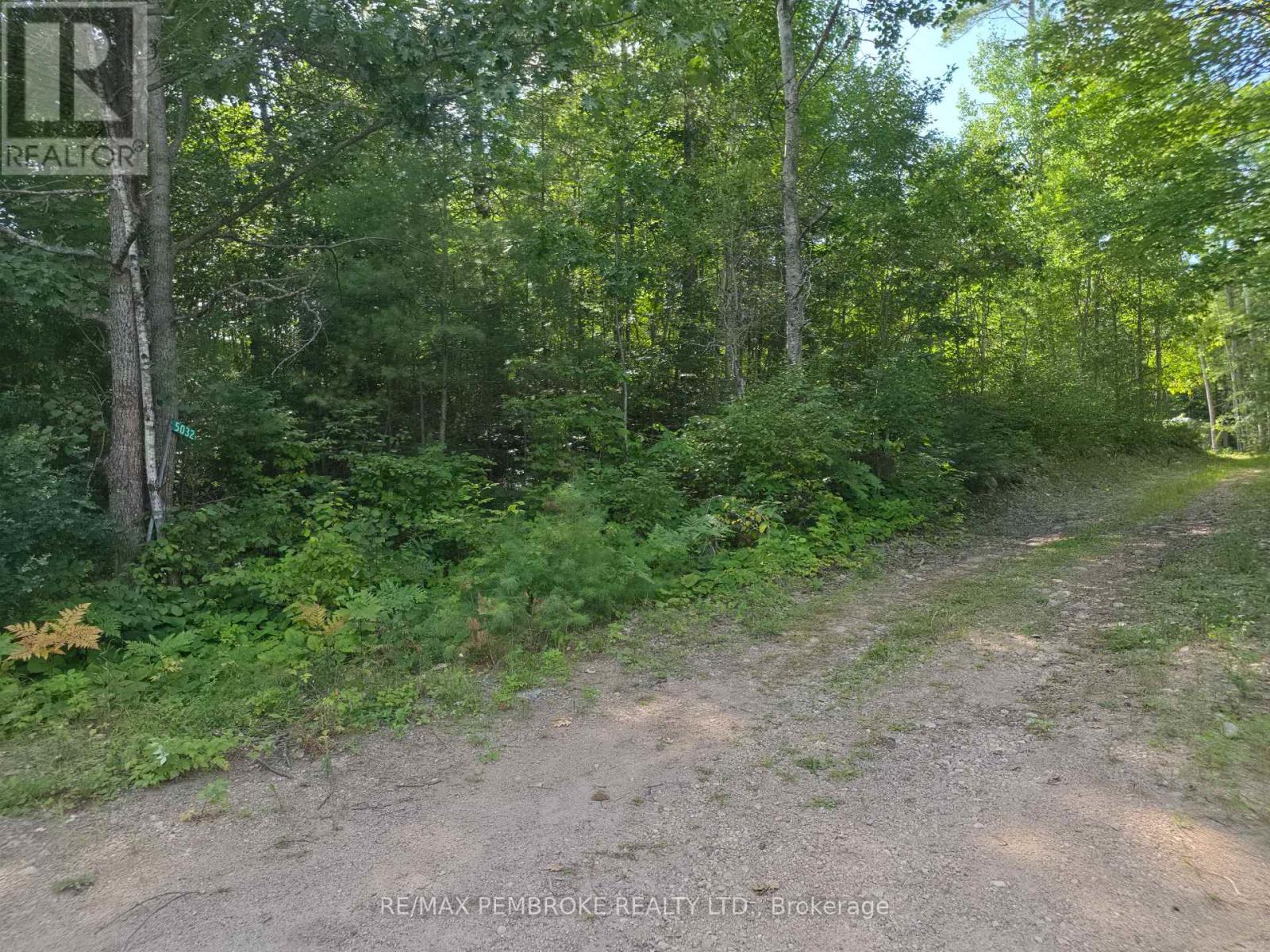 5032 Round Lake Road Property Photo 36