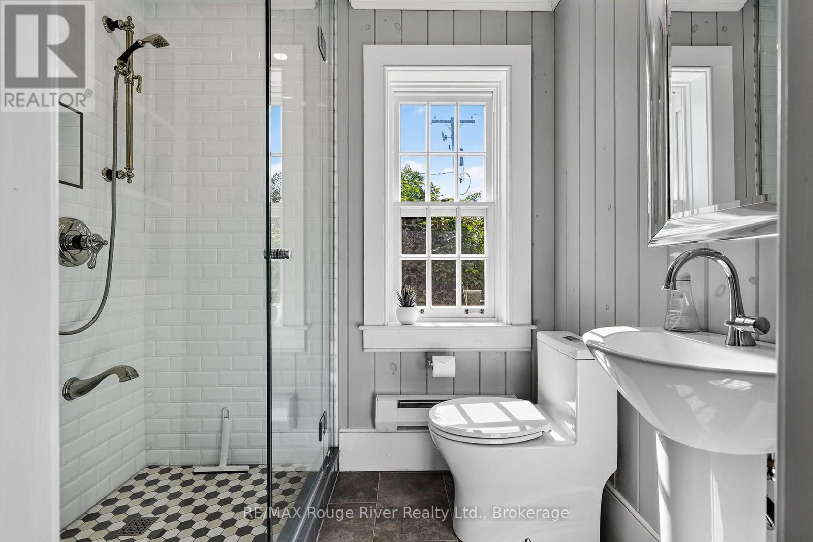 566 Penryn Road Property Photo 27