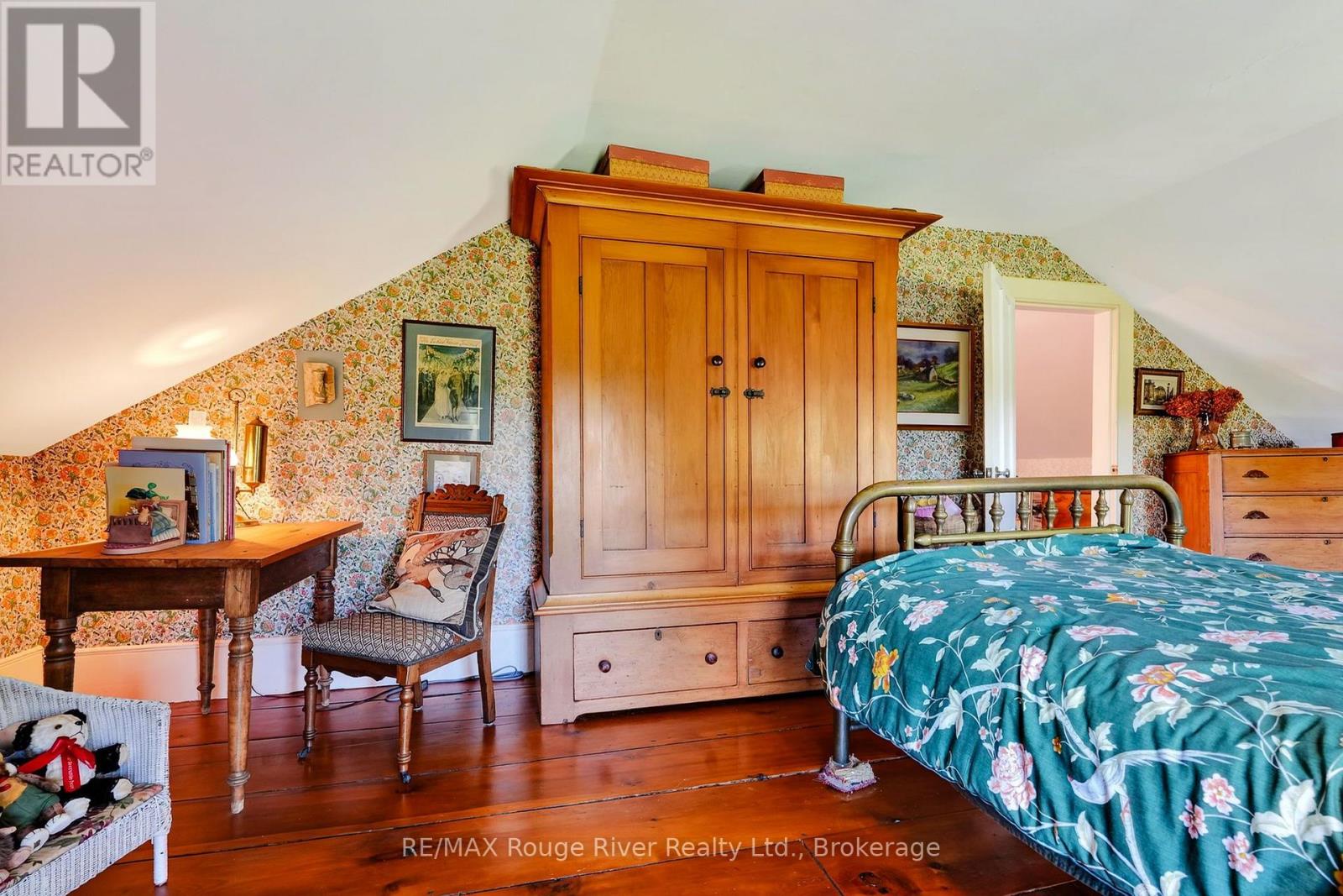 566 Penryn Road Property Photo 32